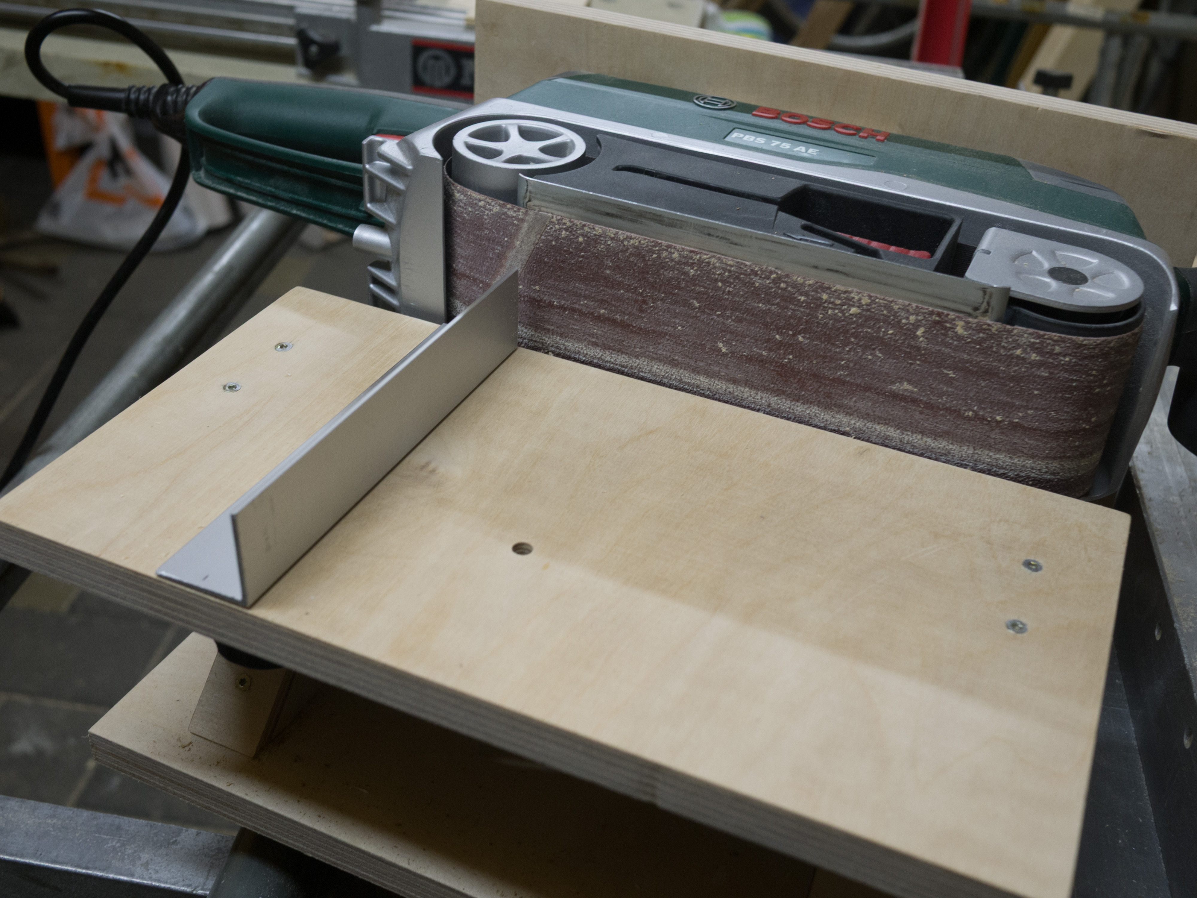 20151228 Bandschleiferstation